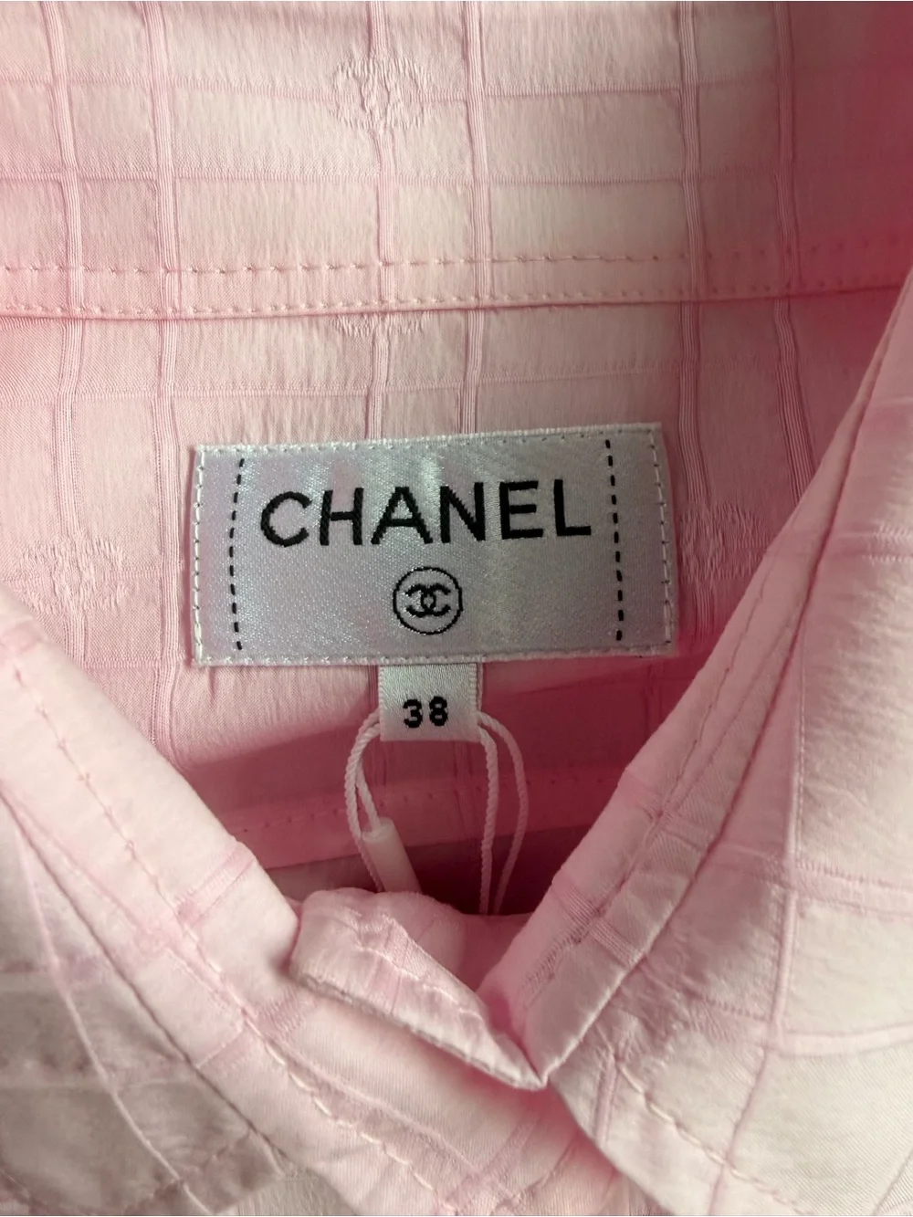 CHANEL 25c sleeveless